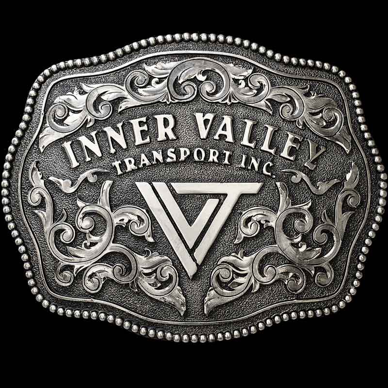 The Buffalo Belt Buckle is crafted with all Silver elements, but don't let the simplicity in the color pallete fool you- the details and craftsmanship are intricate and full of character. Customize it today!